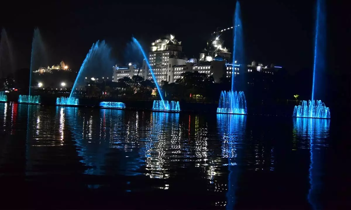 Floating musical fountain to wow visitors