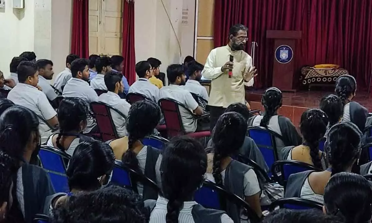 Vijaya Kumar Chilukuri, managing director of Muves Consultancy Services addressing the students of Andhra Loyola College in Vijayawada on Thursday