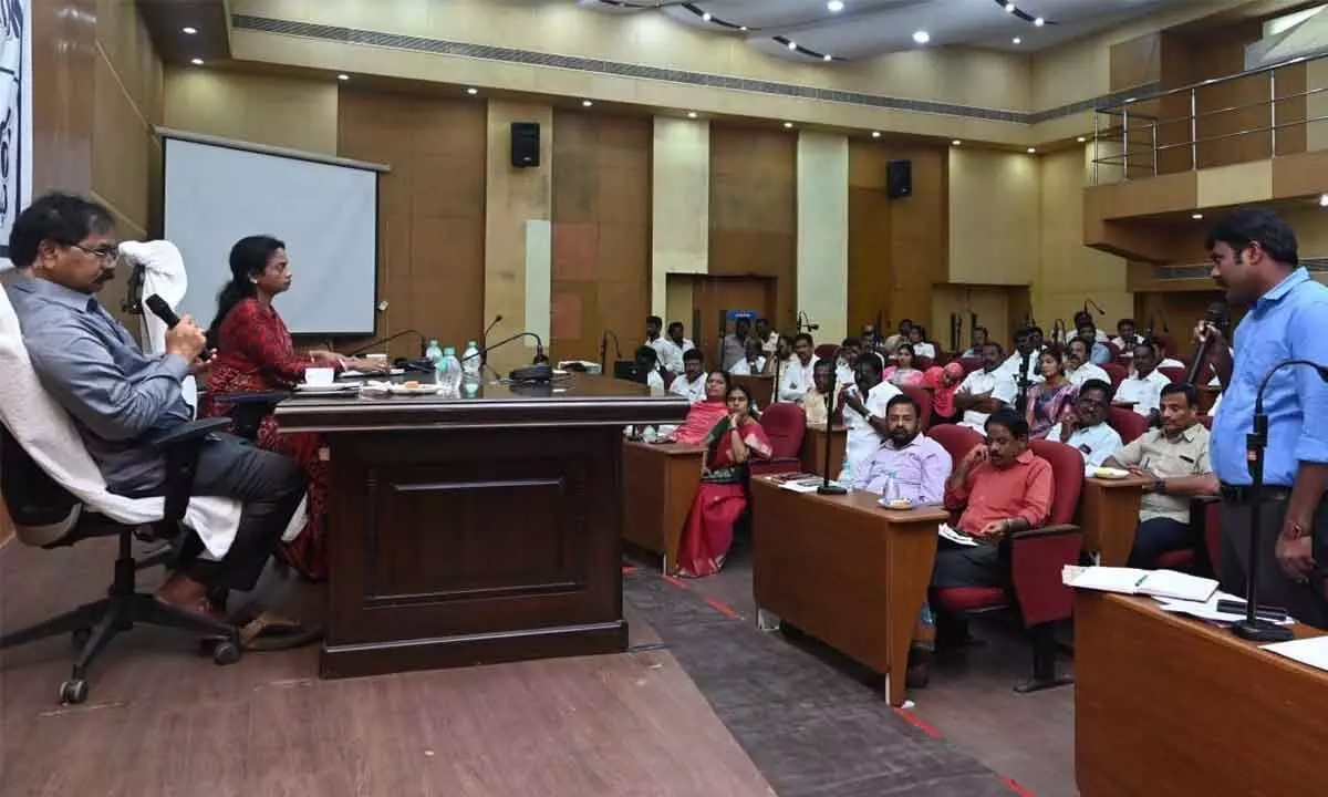 MP Adala Prabhakar Reddy addressing the officials at Municipal Corporation in Nellore on Thursday