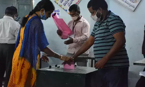 KCR to hold parleys with teachers ahead of MLC poll