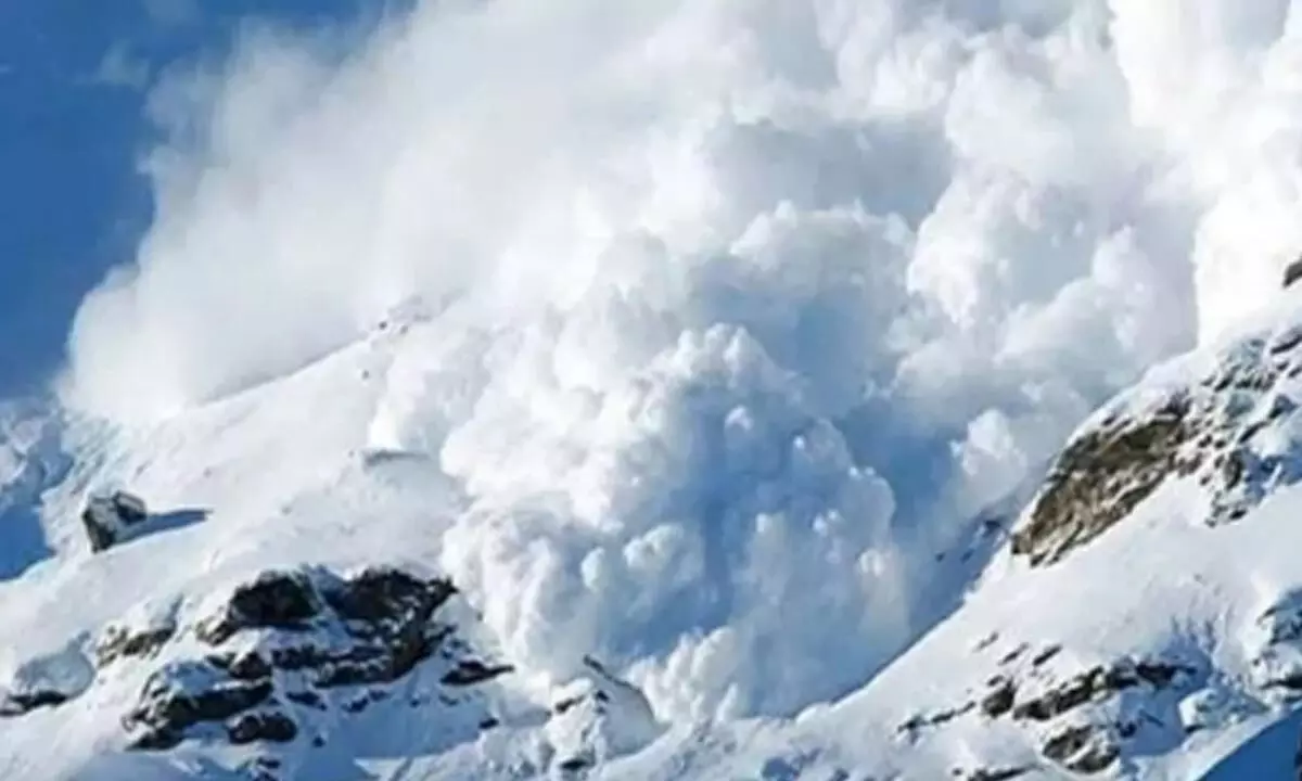 Two women rescued from avalanche in J&Ks Bandipora