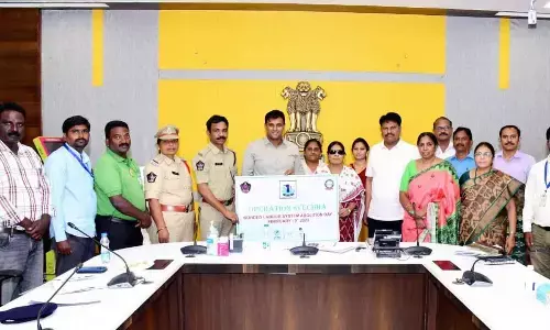 Commissioner of Police Kanthi Rana Tata and other officials at the launch of the drive ‘Operation Freedom’ at the police commissionerate in Vijayawada on Saturday