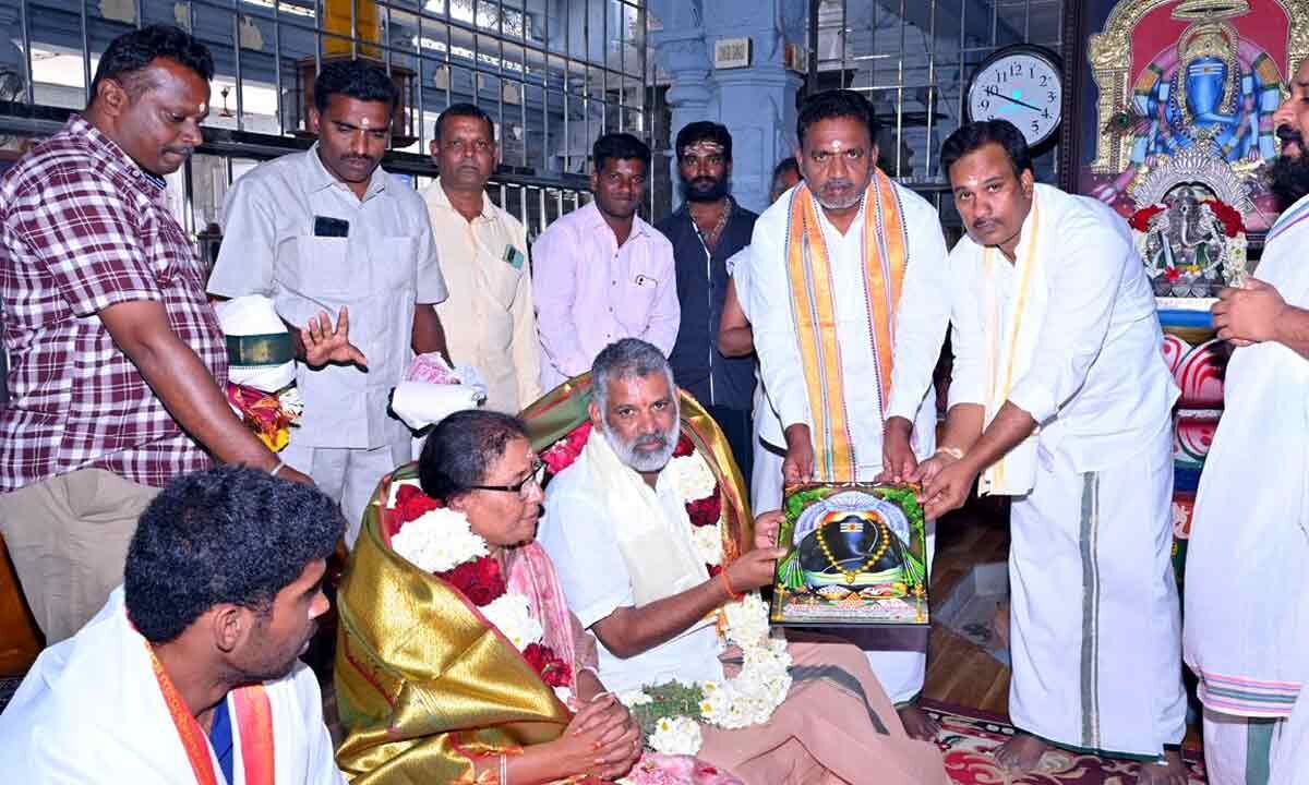 Cm Ys Jagan Mohan Reddy Committed To Kanipakam Temple Development Chevireddy Bhaskar Reddy