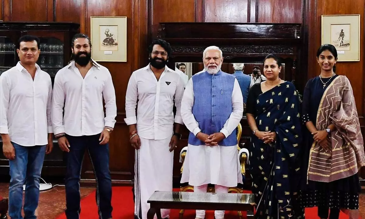 PM Modi meets actors, cricketers and businesspeople in Bengaluru