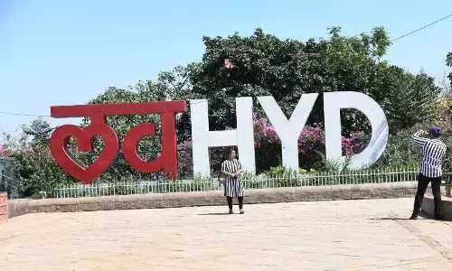 Hyderabad opens heart for Valentines