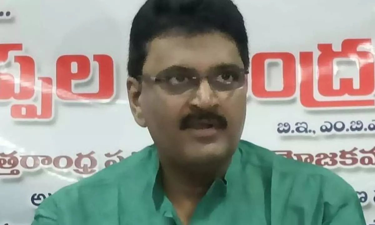 Independent candidate for MLC elections Duppala Ravindra Babu speaking at a press conference in Srikakulam on Wednesday