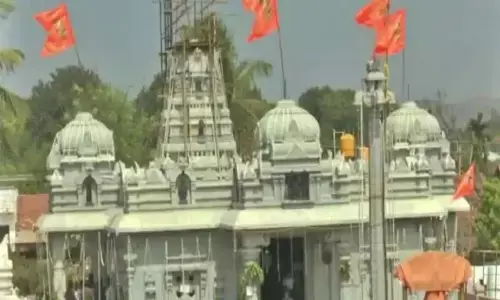 Villagers construct Anjaneya temple of Hoysala-style by spending Rs 6 cr