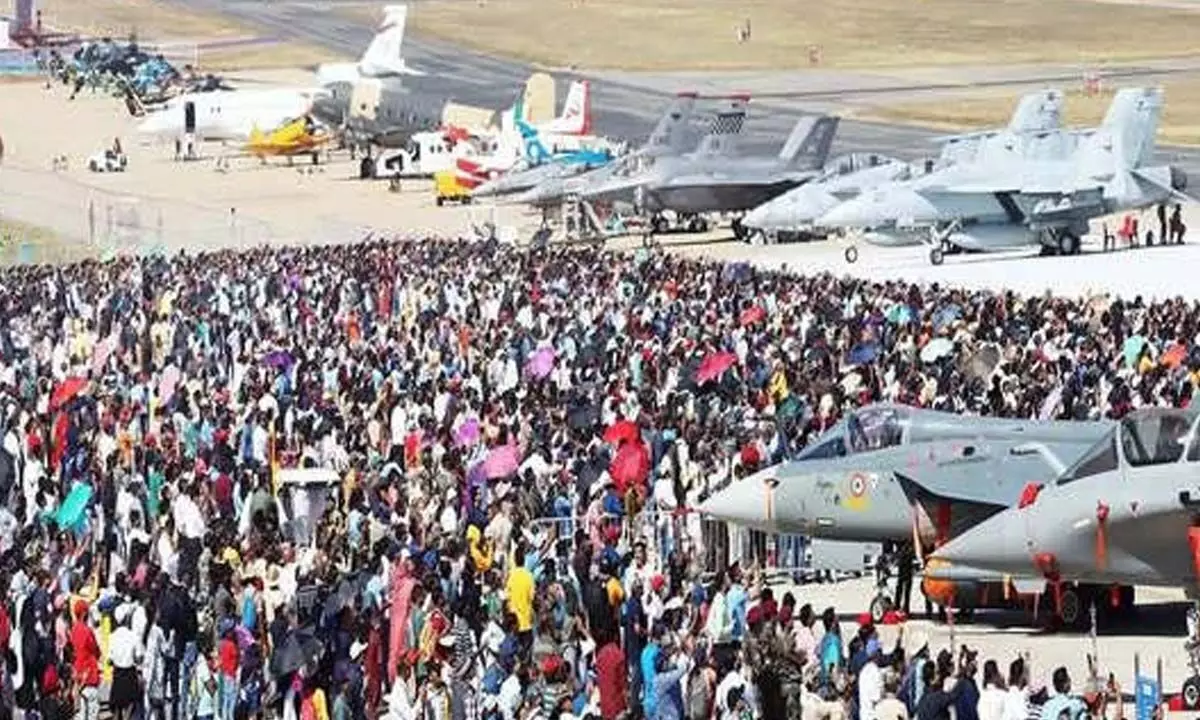 Aero show elitist, say disappointed enthusiasts