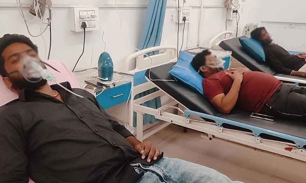 40 fall ill after inhaling chlorine gas in Jangaon