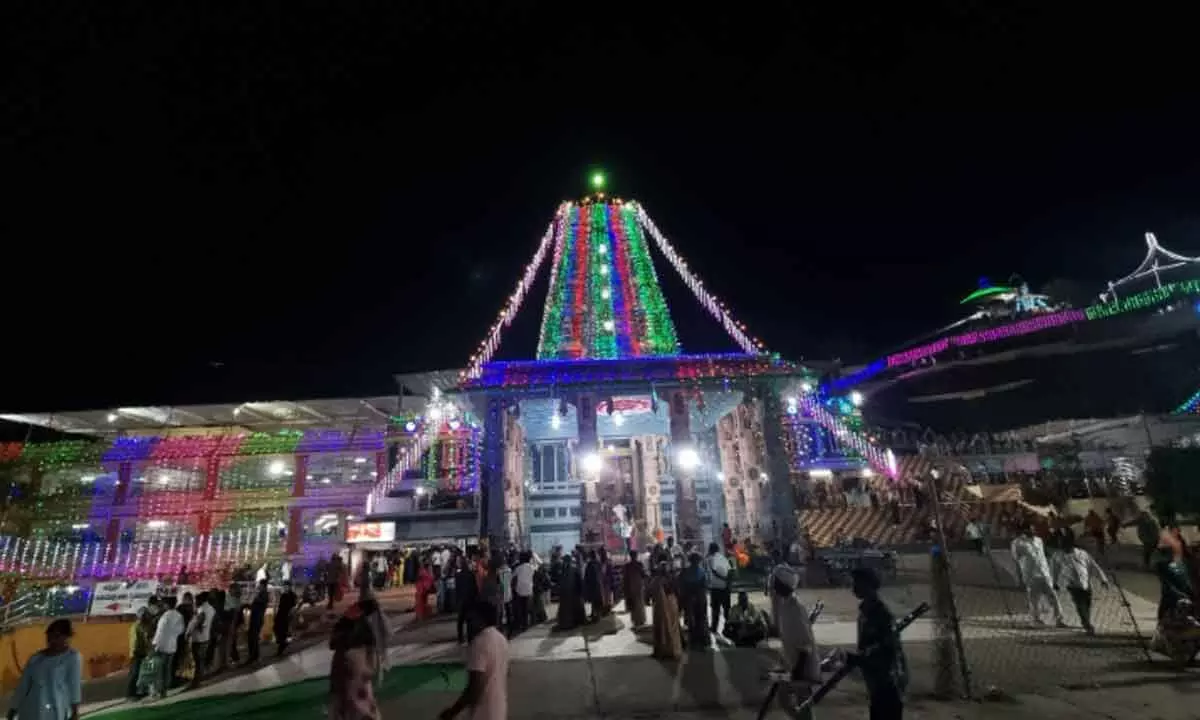 Sri Trikoteswara Swamy temple on the hillock of Kotappakonda decked up for Maha Sivaratri festivities