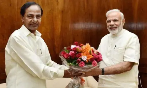 PM Modi greets CM KCR on his Birthday