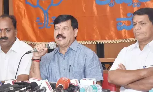 BJP to launch pioneering scheme for street vendors