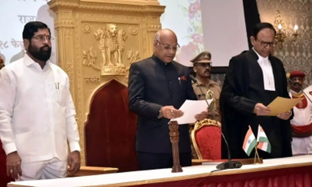 Ramesh Bais takes oath as new Maharashtra Governor