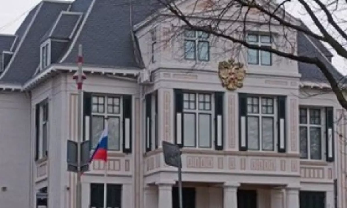 Dutch government expels Russian diplomats for alleged espionage