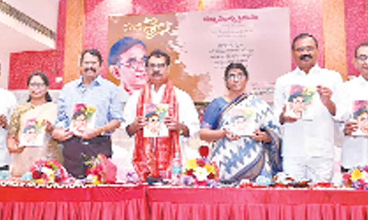 Telugu Akademy Chairperson Lakshmi Parvathi, Bhuvana Chandra, Bhuman, Karunakar Reddy, Saila Kumar,  Mayor R Sirisha and Sakam Nagaraju releasing the book ‘Mana Saila’ in Tirupati on Sunday.