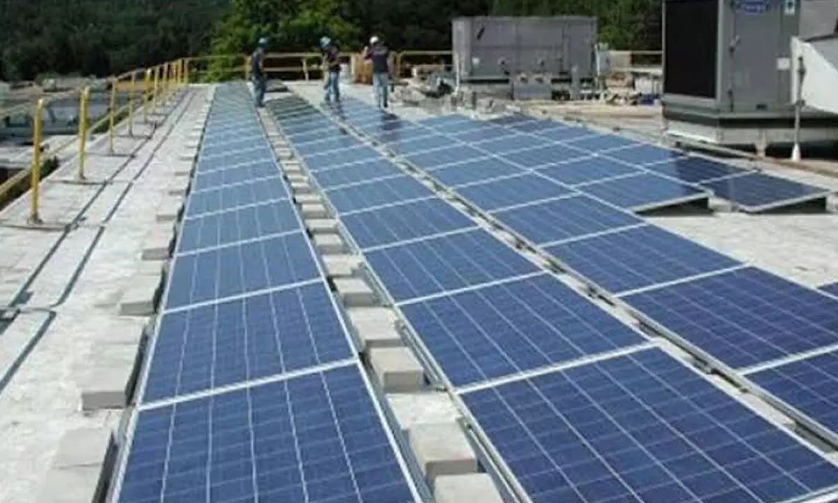 Rooftop solar plant on Gates Engineering College in Anantapur