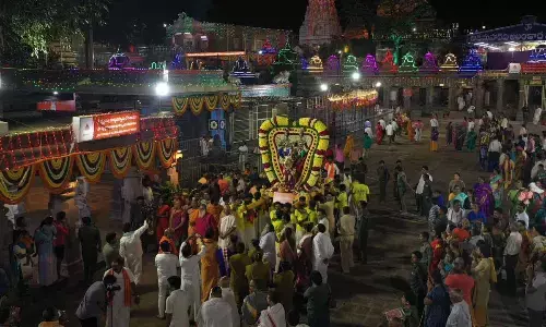 Aswa Vahana Seva being taken out at Sri Bhramaramba Mallikarjuna Swamy temple in Srisailam on Tuesday on the concluding day of Sivaratri Brahmotsavams