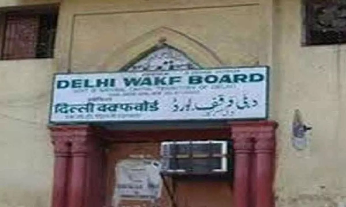 High Court  asks Delhi Waqf Board to file separate plea