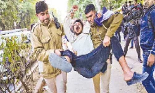 Bid to screen BBC docu at DU aimed at creating chaos: VC