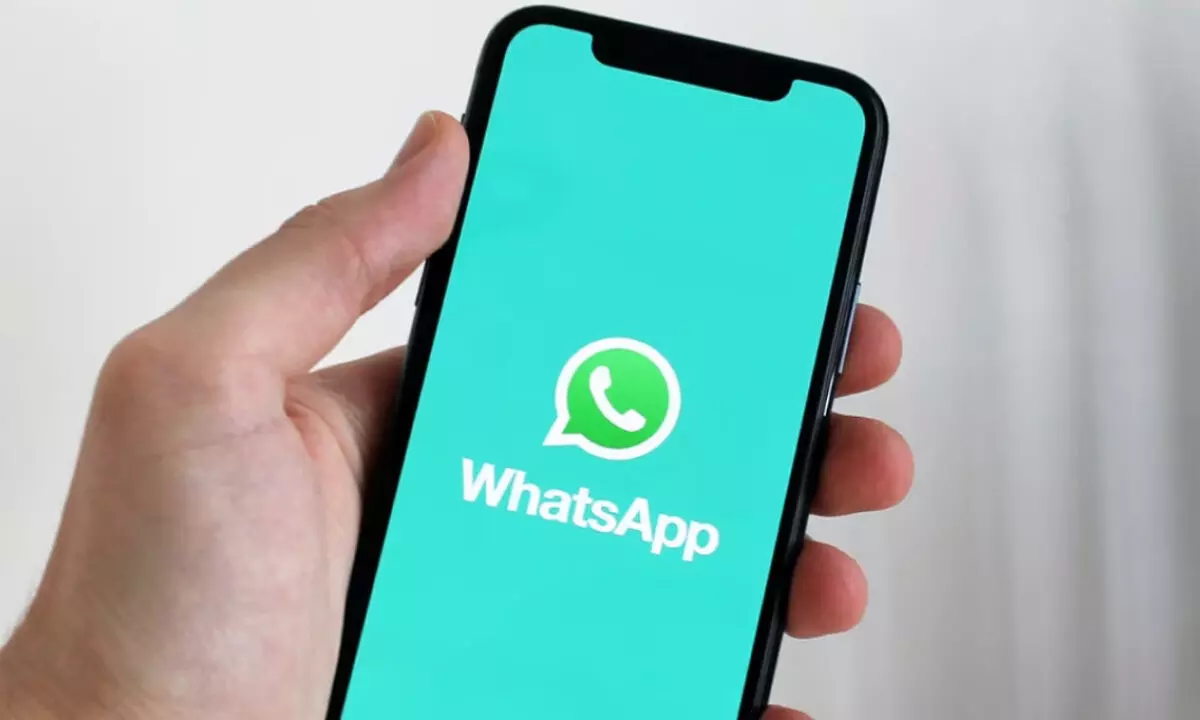 WhatsApp now lets users report status updates