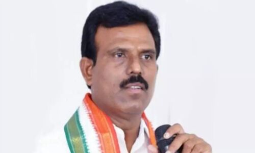 Mahabubnagar: BJP protecting Adani involved in corrupt deals