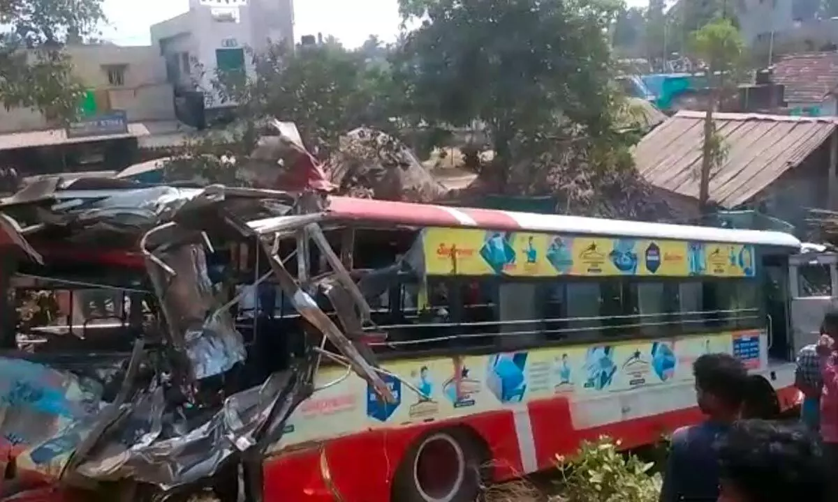Bus accident kills one and injured eight