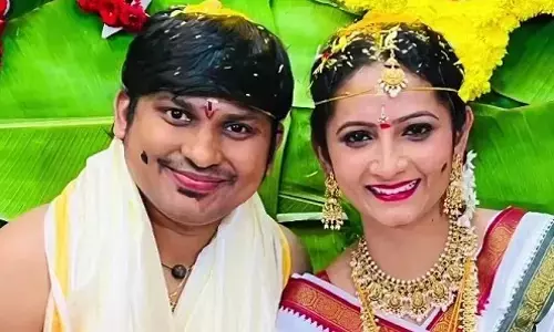 Jordar Sujatha and Jabardasth Rocking Rakeshs Wedding Photos - See the Stunning Pics