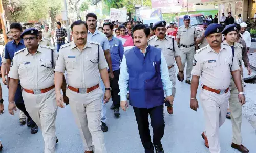 District Collector K Venkataramana Reddy and SP P Parameswar Reddy taking part in awareness rally against drug abuse in Tirupati on Friday