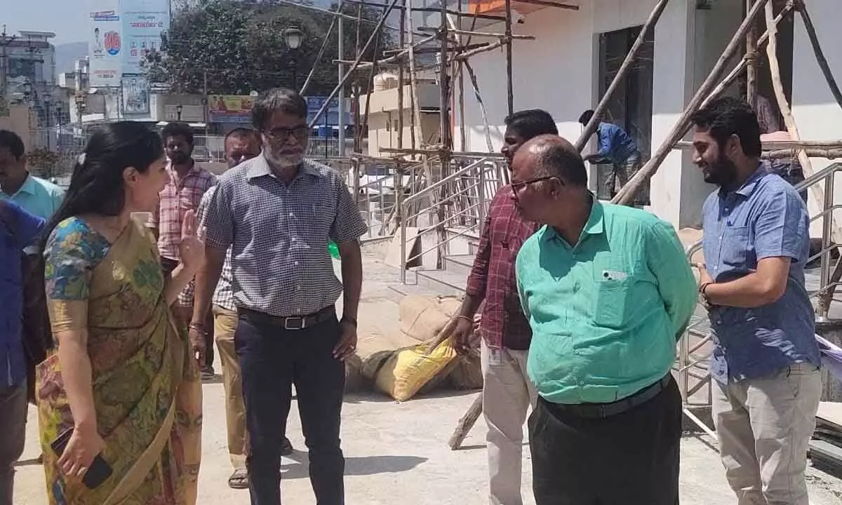 Municipal Commissioner Anupama Anjali inspecting the indoor stadium works in Tirupati on Saturday