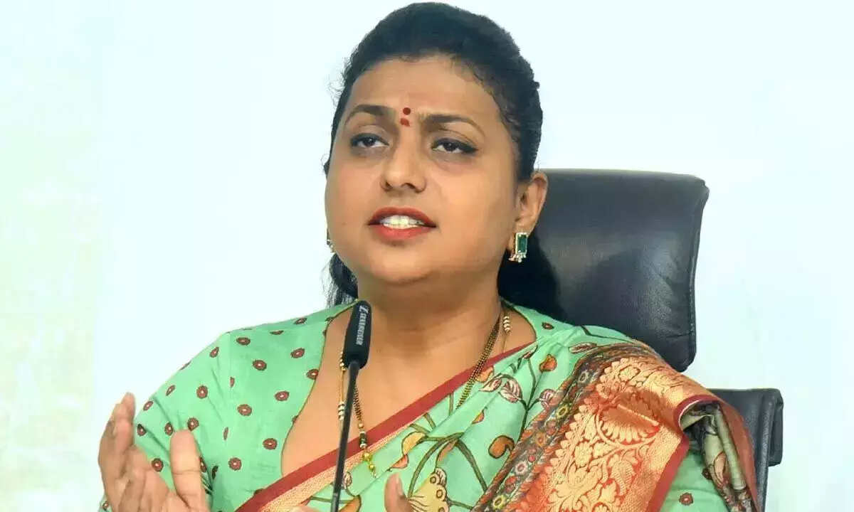 Tirupati: RK Roja sees ‘madness’ of Naidu in TDP manifesto