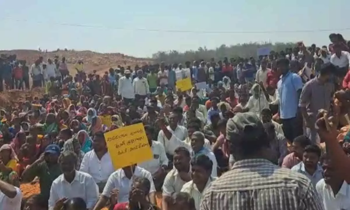 Villagers protest for  closure of mining unit