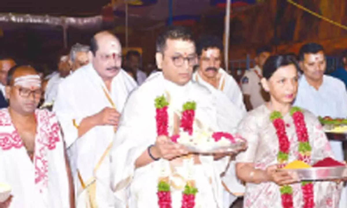 Chief Justice of India Justice D Y Chandrachud and his wife Kalpana Das at Srisailam temple on Sunday