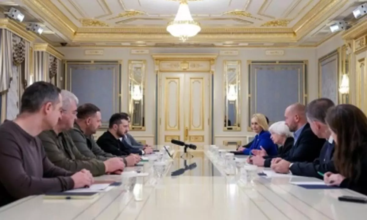 US Treasury Secy visits Kiev, announces $1.2bn additional aid to Ukraine