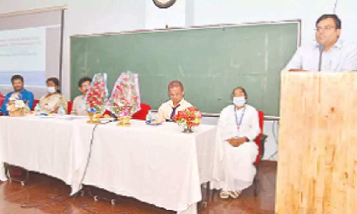 District Collecor Chakradhar Babu addressing medical students in Nellore on Tuesday
