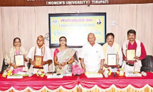 Kekalathuri Krishnaiah, Prof K Madhu Jyothi, Kandimalla Sambasiva Rao, Prof Kakani Sudhakar,  P Neelakanta and B Lakshmi Priya at the endowment lecture programme in SPMVV on Tuesday