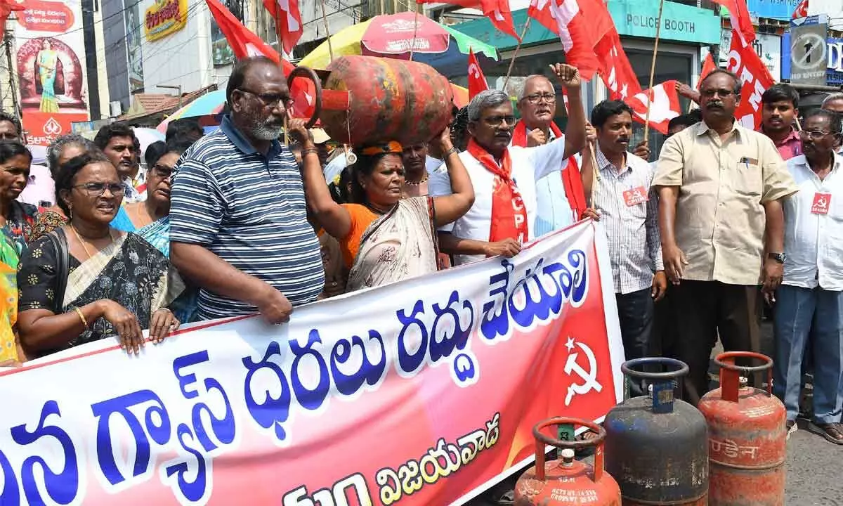 CPM protests against new hike in LPG price