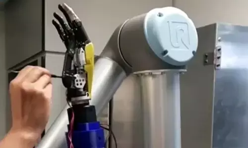 Robotic thumb, arm, wings on humans could soon be a reality
