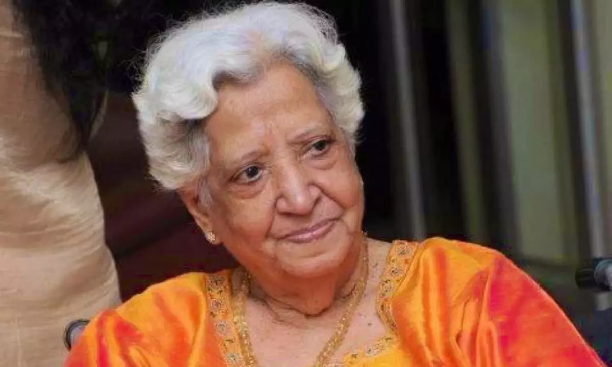 K Ramalakshmi, wife of renowned lyricist Arudra is no more