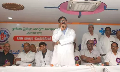 Give chance to work in village clinics, RMPs asks govt