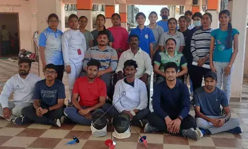 Dist fencing teams selected for State-level tourney