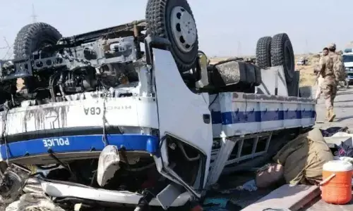 9 Pakistan cops killed in suicide attack