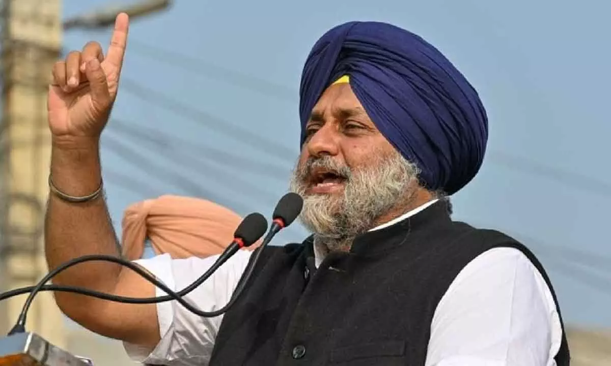 Dismiss AAP govt for failure to maintain law, order: Sukhbir