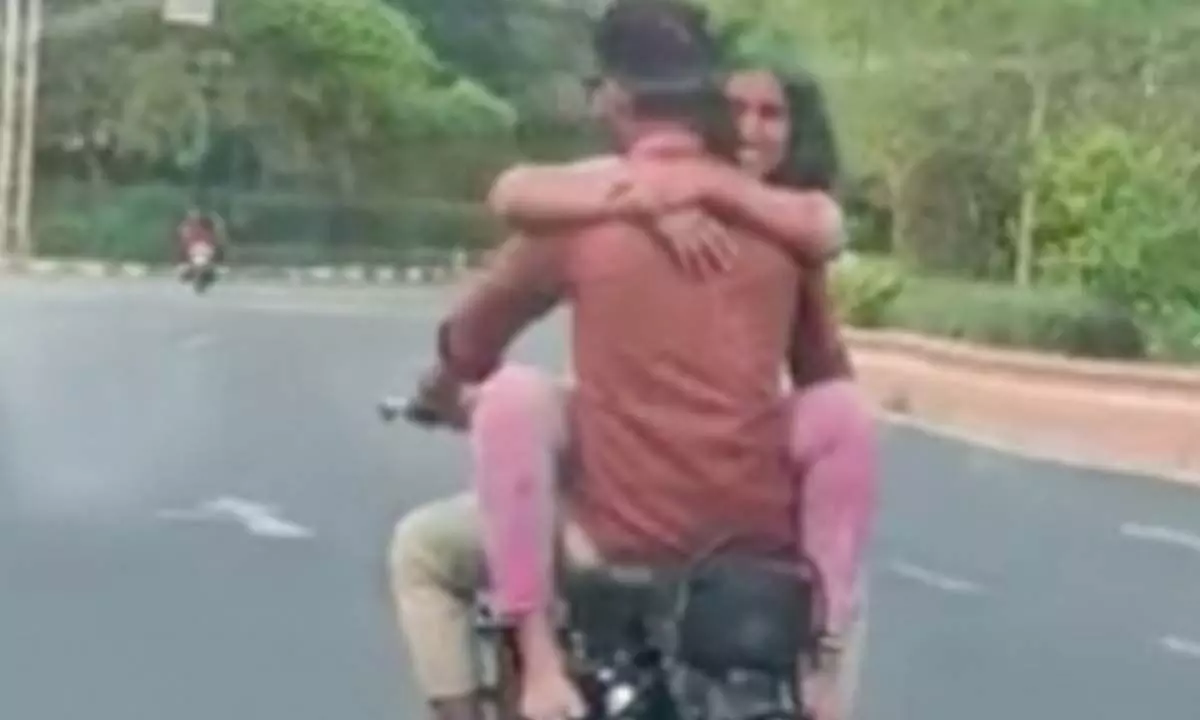 Cops look for couple seen romancing on bike on Holi eve