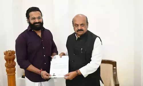 Actor Rishab Shetty lends his support to forest people, meets CM Basavaraj Bommai