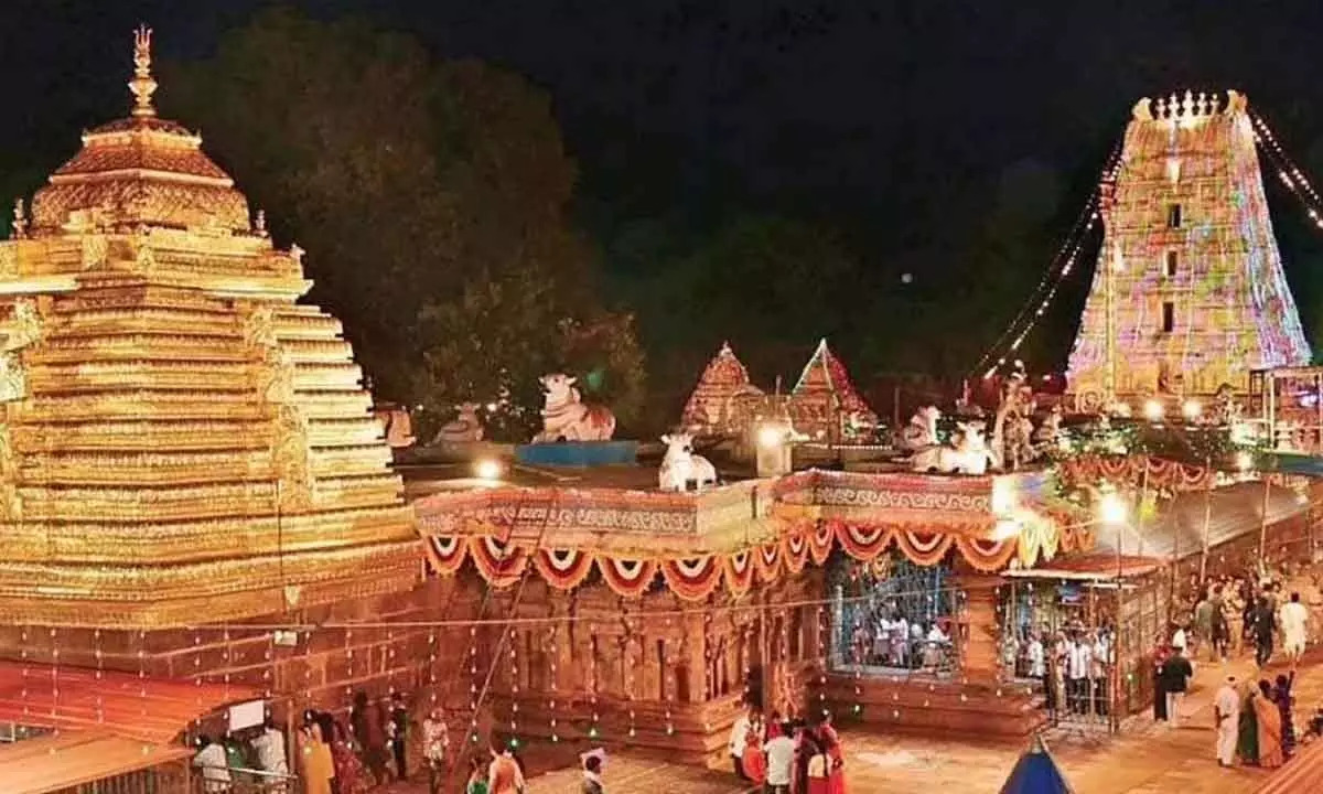 No Sparsha Darshanam allowed during March 19-23 in Srisailam