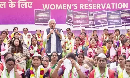New Delhi: Kavitha begins one-day hunger strike at Jantar Mantar