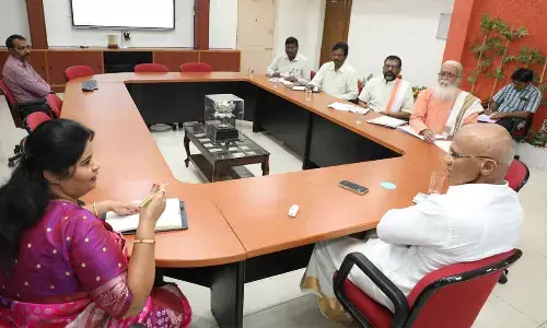 Set up heritage corridors at Vedic University: TTD EO