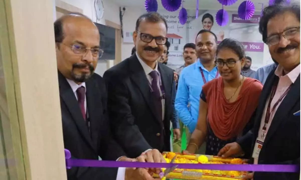 Dhanlaxmi Bank opens branch in Karimnagar