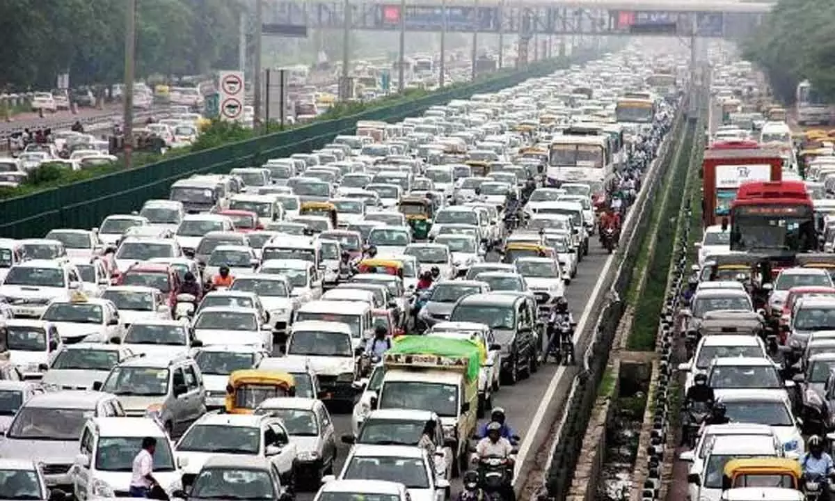 Traffic chaos on Delhi-Gurgaon Road