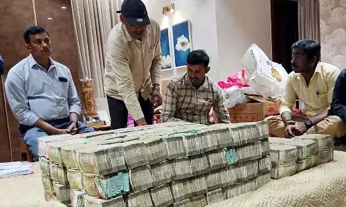 SC agrees to hear Ktaka Lokayuktas plea against bail